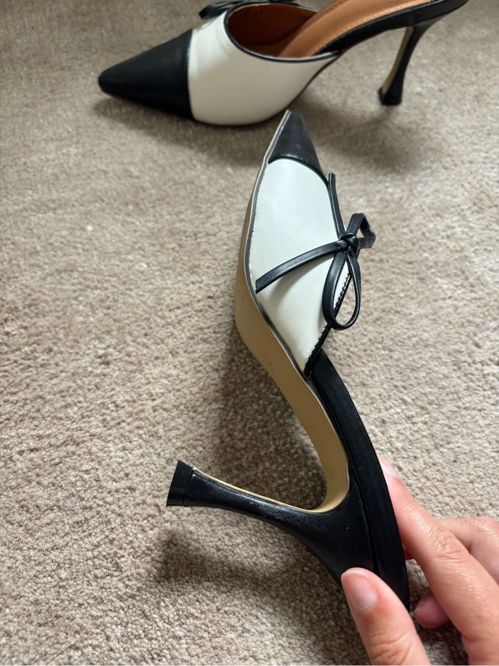 Atbell Pointed Toe Black & White Mule Heels with Bow - Picture 4 of 6